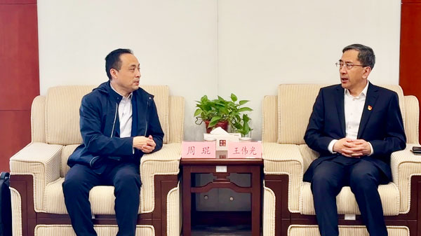 青島國際投資有限公司黨委書記、董事長 王偉光會見歡創(chuàng)科技總經(jīng)理周琨